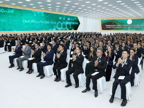 Hormatly Prezidentimiz Se...