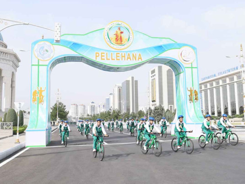 Türkmenistanyň Prezidenti...