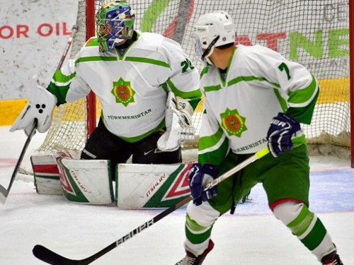 Paýtagtymyzda hokkeý boýu...